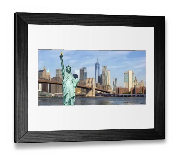 Framed Print : New York City Manhattan skyline with Statue of Liberty Framed Print : New York City Manhattan skyline with Statue of Liberty