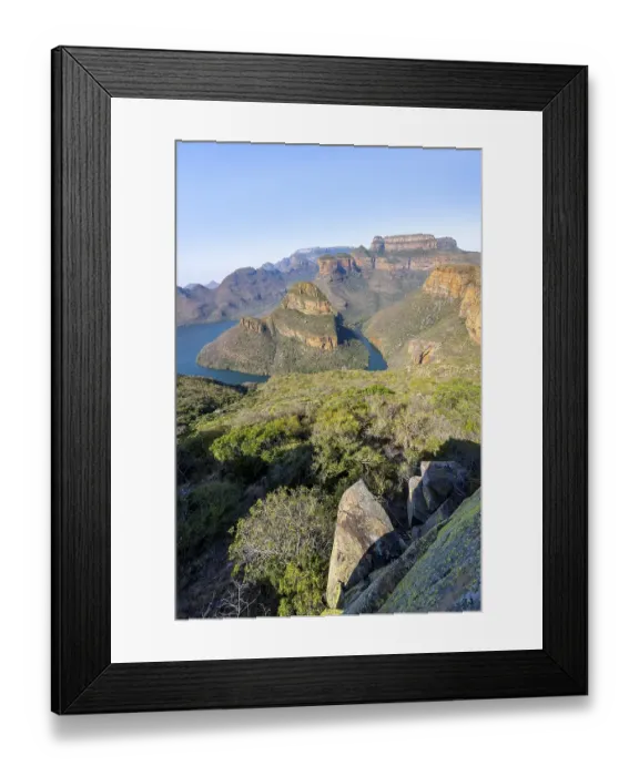Framed Print : View of river bend at Blyde River Canyon with Three Rondawels peak