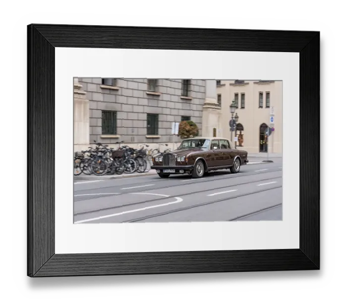 Framed Print : Vintage Rolls-Royce Silver Shadow II