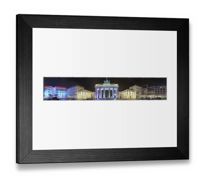 Framed Print : Illuminated Pariser Platz with Brandenburg Gate at night Framed Print : Illuminated Pariser Platz with Brandenburg Gate at night