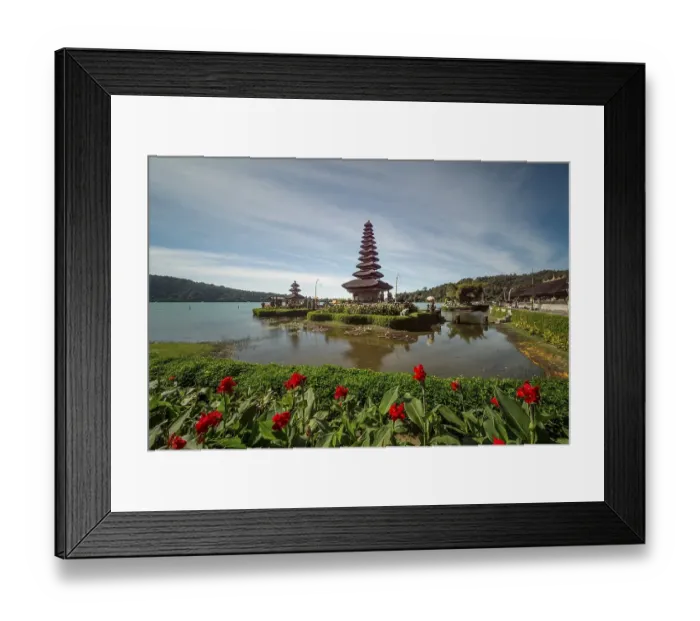 Framed Print : Buddhist water temple Pura Ulun Danu Bratan