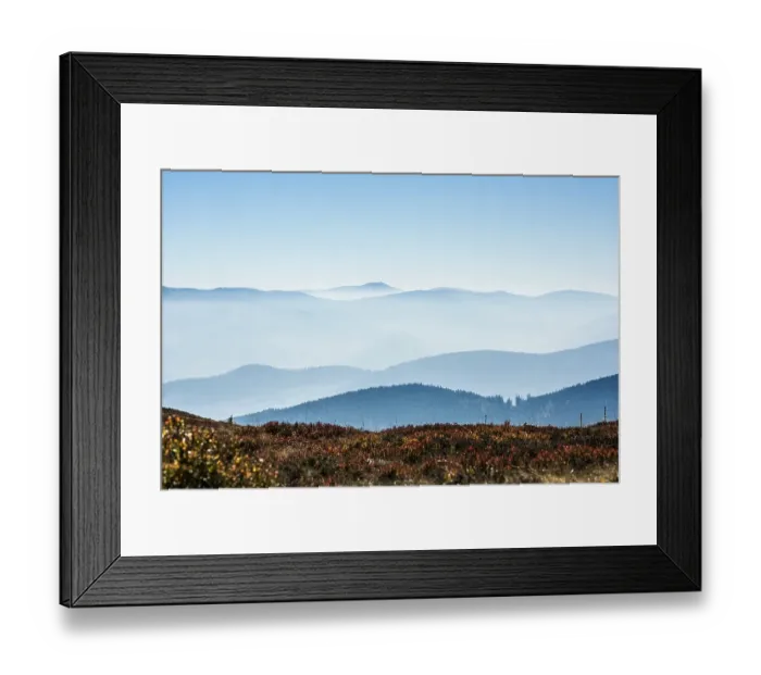 Framed Print : Staggered mountain ranges in the haze