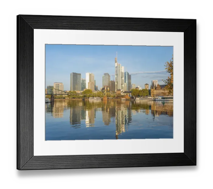 Framed Print : Iron footbridge over the Main, skyline