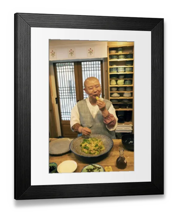 Framed Print : Netflix star cooking nun Jeong Kwan Framed Print : Netflix star cooking nun Jeong Kwan