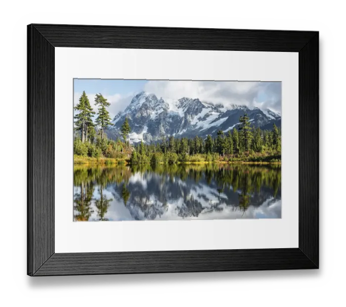 Framed Print : Mount Mt. Shuksan with reflection in Picture Lake Framed Print : Mount Mt. Shuksan with reflection in Picture Lake