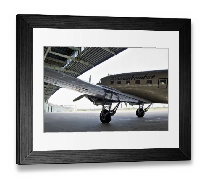 Framed Print : Douglas DC-3 / C-47 aircraft, Raisin Bomber Framed Print : Douglas DC-3 / C-47 aircraft, Raisin Bomber