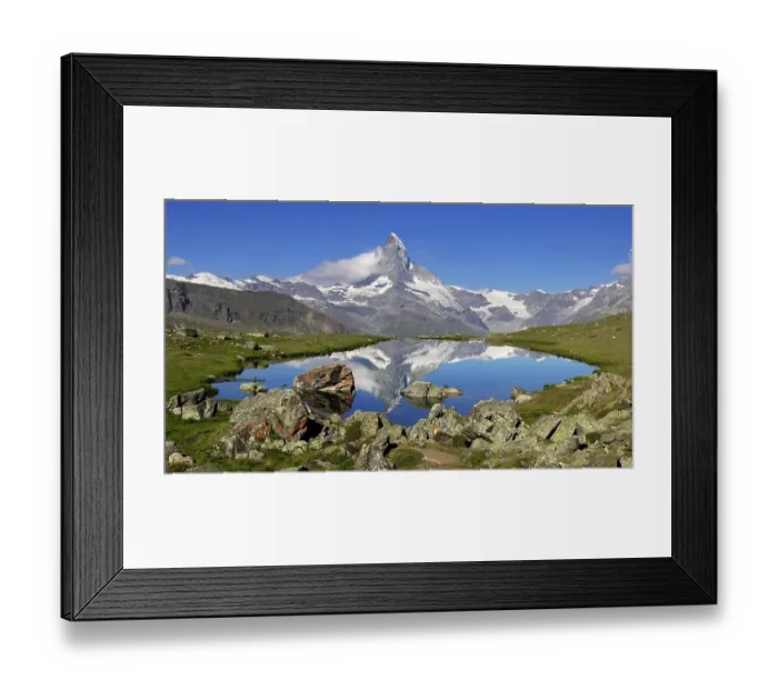 Framed Print : The Matterhorn is reflected in the Stellisee near Zermatt