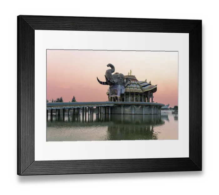 Framed Print : Elephants Temple Thep Wittayakhom Vihara