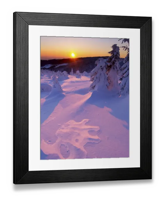 Framed Print : Winter evening on Cervena hora