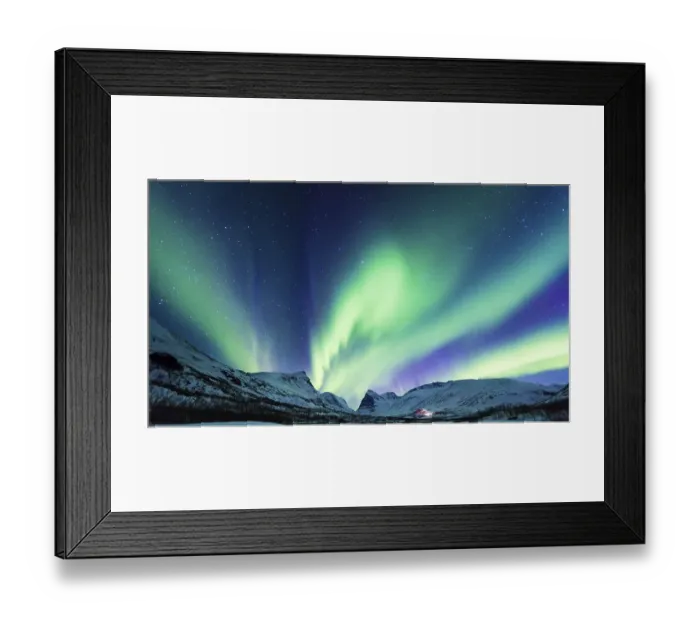 Framed Print : Northern Lights (Aurora borealis) over mountains