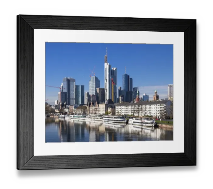 Framed Print : Skyline of Frankfurt with the buildings of Opernturm Framed Print : Skyline of Frankfurt with the buildings of Opernturm