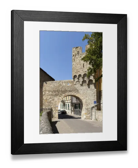 Framed Print : Archway of the medieval town fortification on Hellgasse Framed Print : Archway of the medieval town fortification on Hellgasse