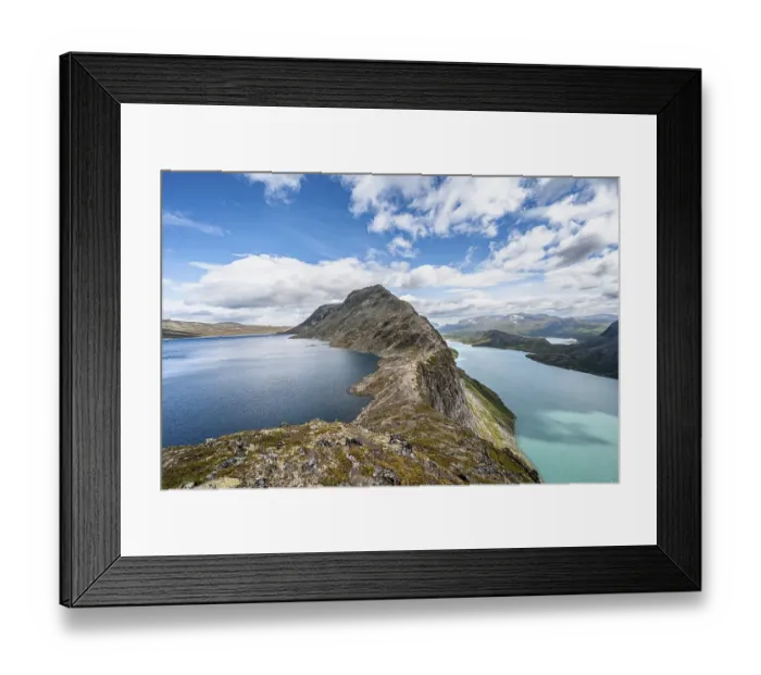 Framed Print : Besseggen ridge between lakes Bessvatnet and Gjende