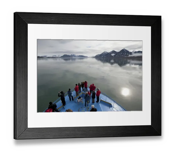 Framed Print : Passengers of the expedition cruise ship Framed Print : Passengers of the expedition cruise ship
