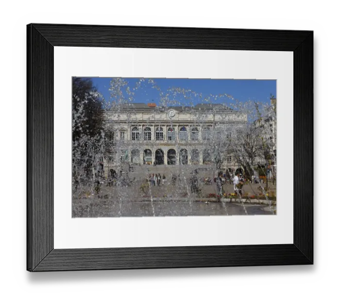 Framed Print : Place de l'Hotel-de-Ville square Framed Print : Place de l'Hotel-de-Ville square