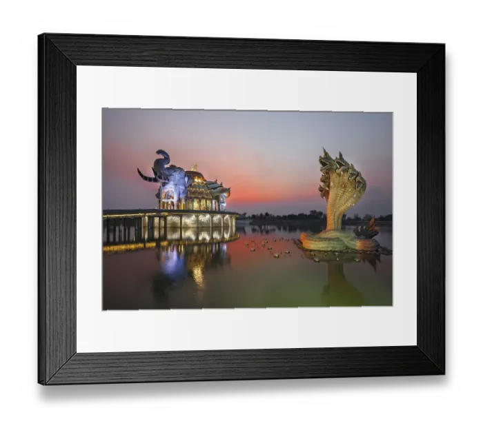 Framed Print : Seven-headed Naga serpent in front of the Elephant Temple Thep Wittayakhom Vihara