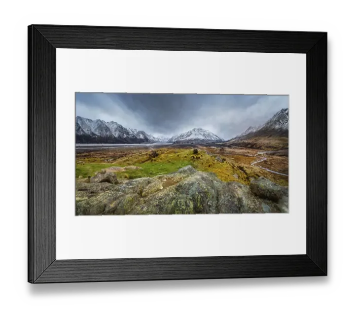 Framed Print : Autumn atmosphere in the Rangitata River Valley