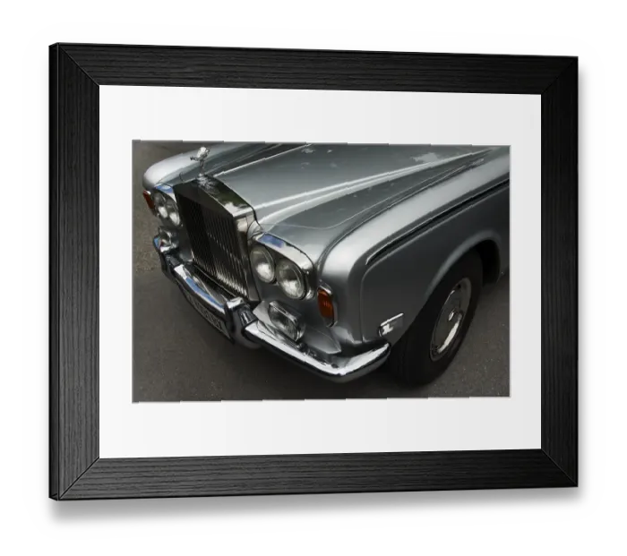 Framed Print : Silver vintage Rolls Royce Framed Print : Silver vintage Rolls Royce