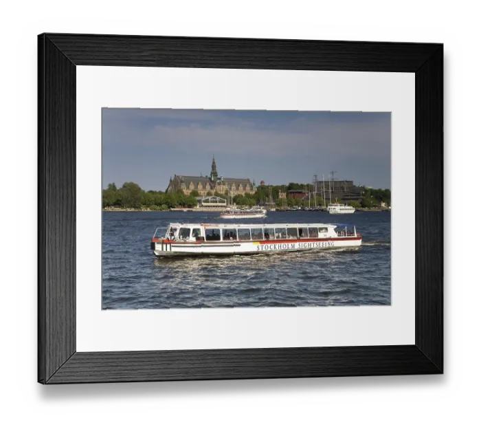 Framed Print : Stockholm Sightseeing boats, Vasa Museum