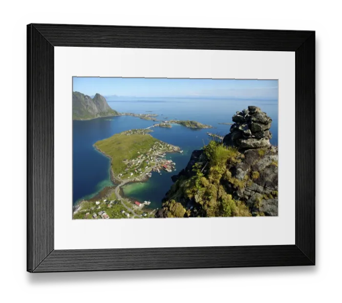 Framed Print : View on Reine from Hammarskattet Moskenesoya Lofoten Norway Framed Print : View on Reine from Hammarskattet Moskenesoya Lofoten Norway