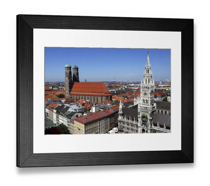 Framed Print : Marienplatz, city hall and Frauenkirche in Munich