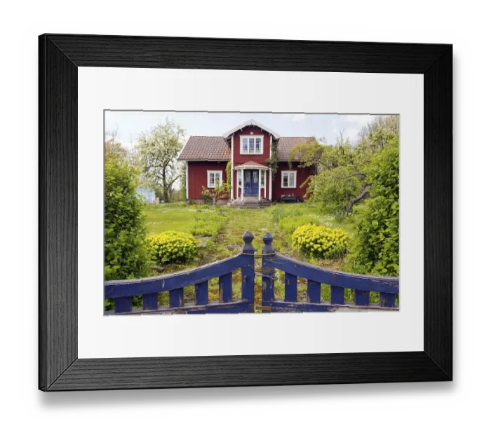 Framed Print : House on Lake Vaenern, Mariestad, Sweden, Europe