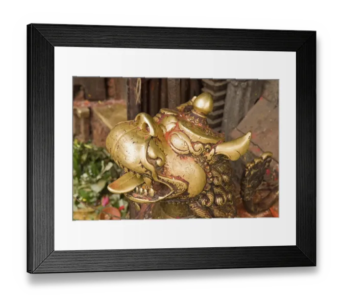 Framed Print : Historic bronce statue, Swayambhunat Tempel