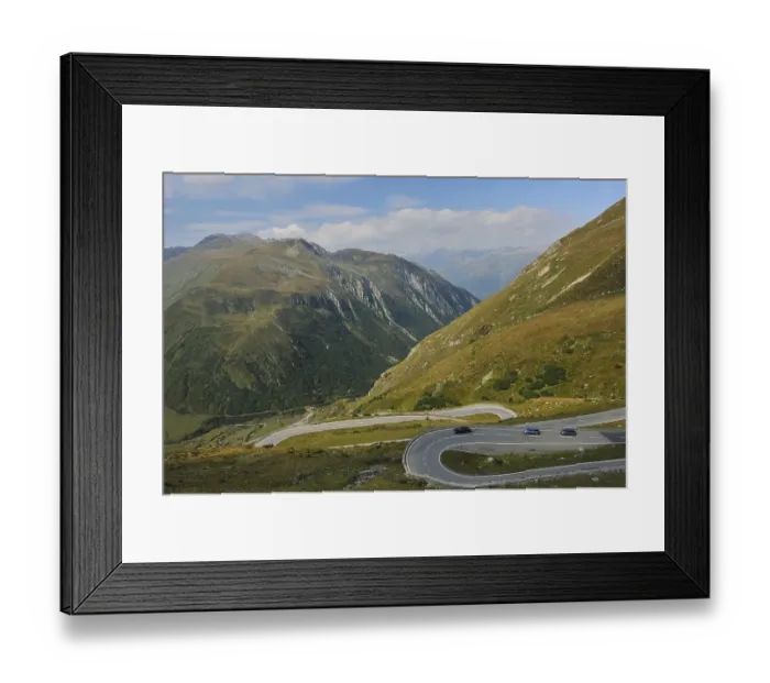 Framed Print : Alte Tremolastrasse zum St. Gotthardpass im Herbst Framed Print : Alte Tremolastrasse zum St. Gotthardpass im Herbst