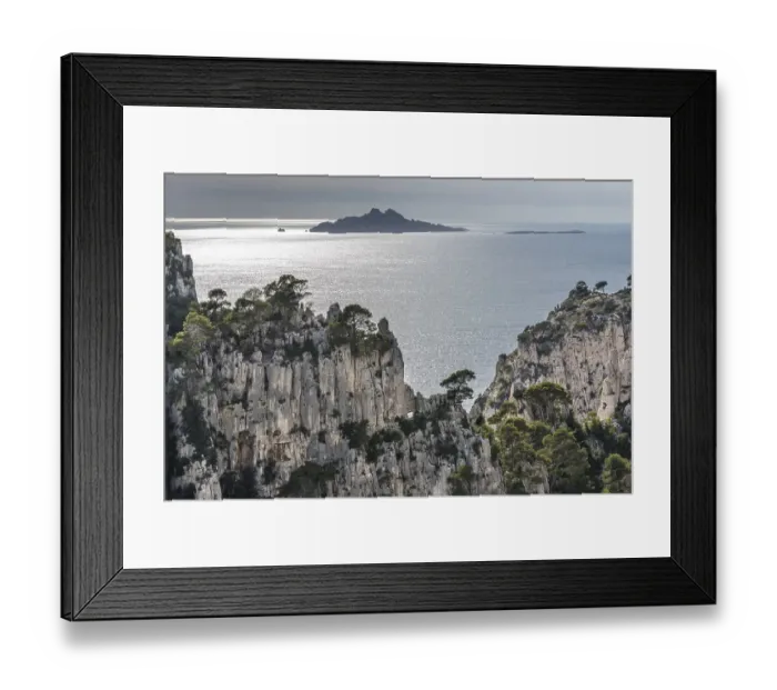 Framed Print : Massif des Calanques, limestone cliffs Framed Print : Massif des Calanques, limestone cliffs