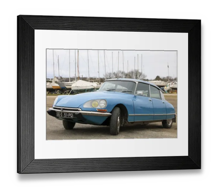 Framed Print : Citroen DS ID 20 Super from 1973 Framed Print : Citroen DS ID 20 Super from 1973