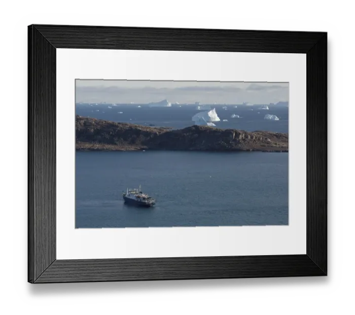 Framed Print : Icebergs at Sydkap, Inner Scoresby Sound