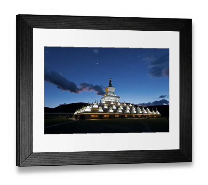 Framed Print : Blue Hour over Tibetan Choerten