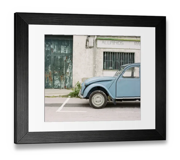 Framed Print : French vintage car, Citroen 2CV