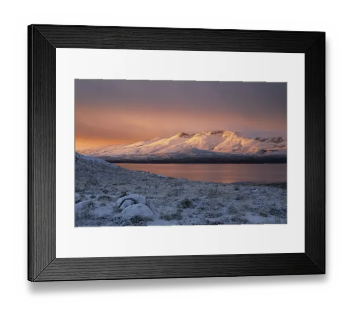 Framed Print : Sunrise, snowy landscape at Lago Sarmiento