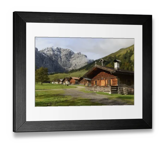 Framed Print : Engalm in front of Grubenkarspitze