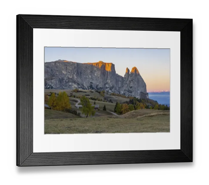 Framed Print : Sciliar, Punta Santner at sunrise in Autumn