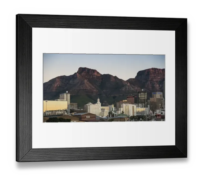 Framed Print : Business District, Devil's Peak and Table Mountain at the back Framed Print : Business District, Devil's Peak and Table Mountain at the back