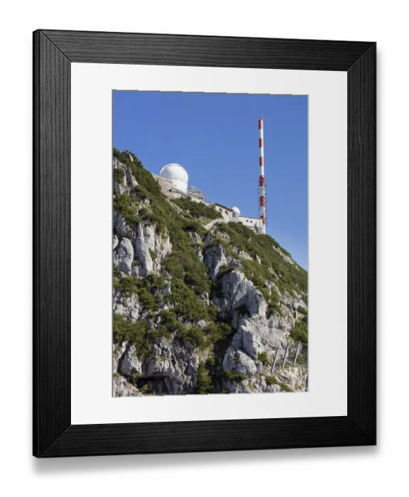 Framed Print : Transmission mast, observatory