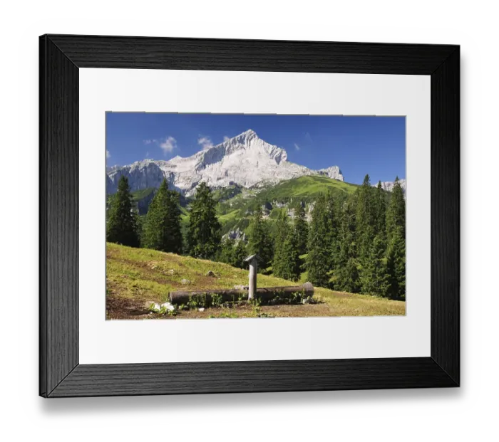 Framed Print : Fountain, view of Alpspitze, Garmisch-Partenkirchen Framed Print : Fountain, view of Alpspitze, Garmisch-Partenkirchen