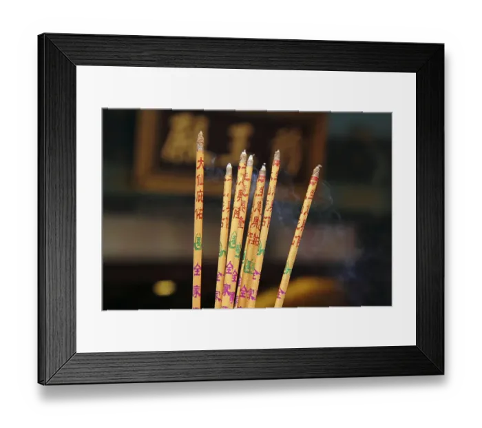 Framed Print : Incense sticks, Sik Sik Yuen Wong Tai Sin Temple