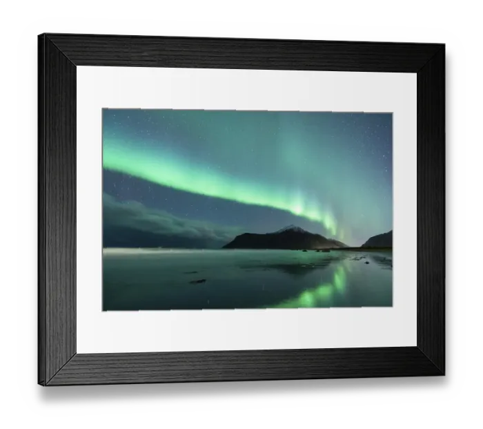 Framed Print : Flakstad beach with northern lights