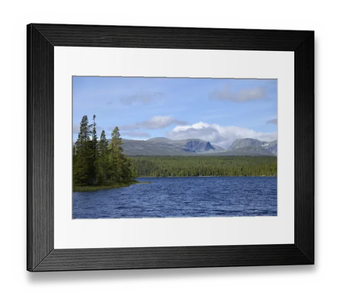 Framed Print : Lake Oever-Roeversjoen, Storadoerren behind