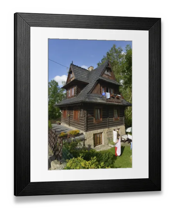 Framed Print : Traditional wooden house, Strazyska