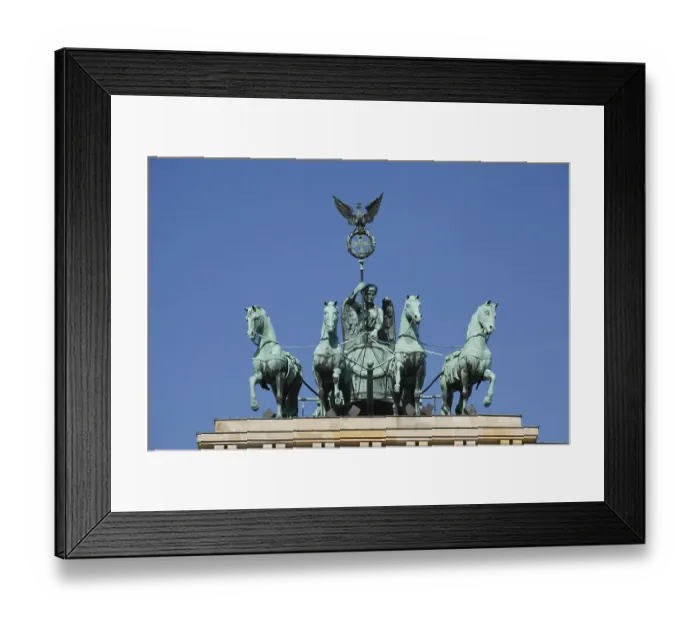 Framed Print : Statue Quadriga on the Brandenburger Tor Framed Print : Statue Quadriga on the Brandenburger Tor