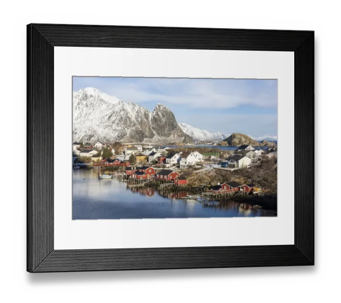 Framed Print : Townscape, rorbu or rorbuer fishermen's huts