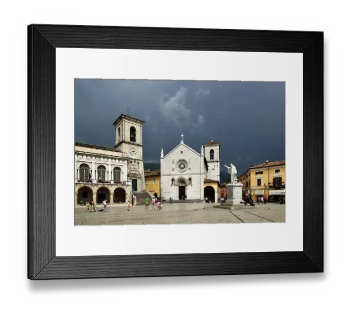 Framed Print : Palazzo Comunale Town Hall and Basilica di San Benedetto