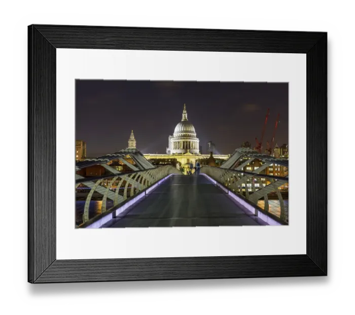 Framed Print : Millenium Bridge and St Paul's Cathedral by night Framed Print : Millenium Bridge and St Paul's Cathedral by night