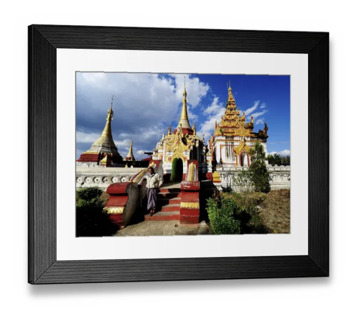 Framed Print : Temples, pagodas, Nyaungshwe on Lake Inle