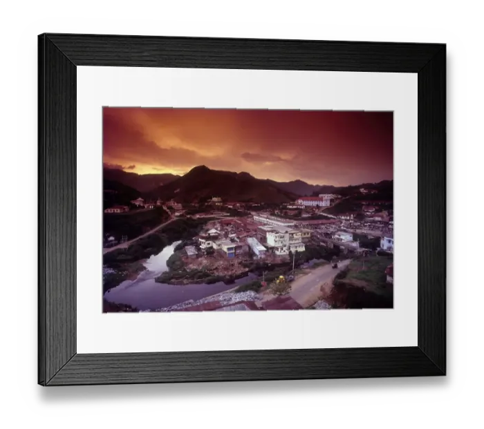 Framed Print : Munnar a Hill Station situated at the Confluence of the three Mountain streams Framed Print : Munnar a Hill Station situated at the Confluence of the three Mountain streams