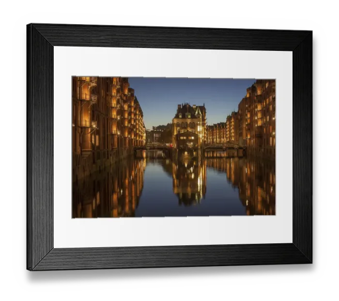 Framed Print : Wasserschloesschen at dusk, Speicherstadt